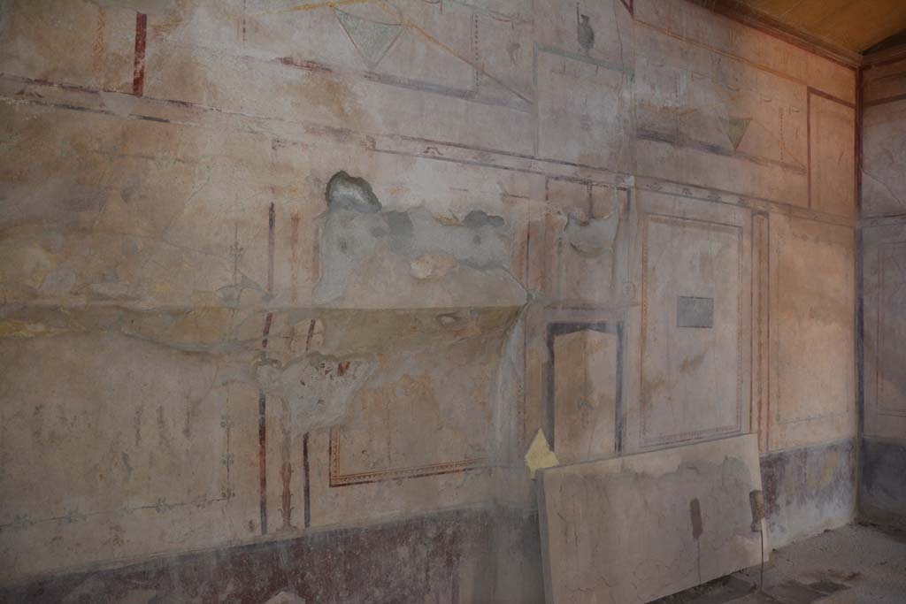 I.8.17 Pompeii. October 2019. Room 14, looking east along north wall. 
Foto Annette Haug, ERC Grant 681269 DÉCOR.