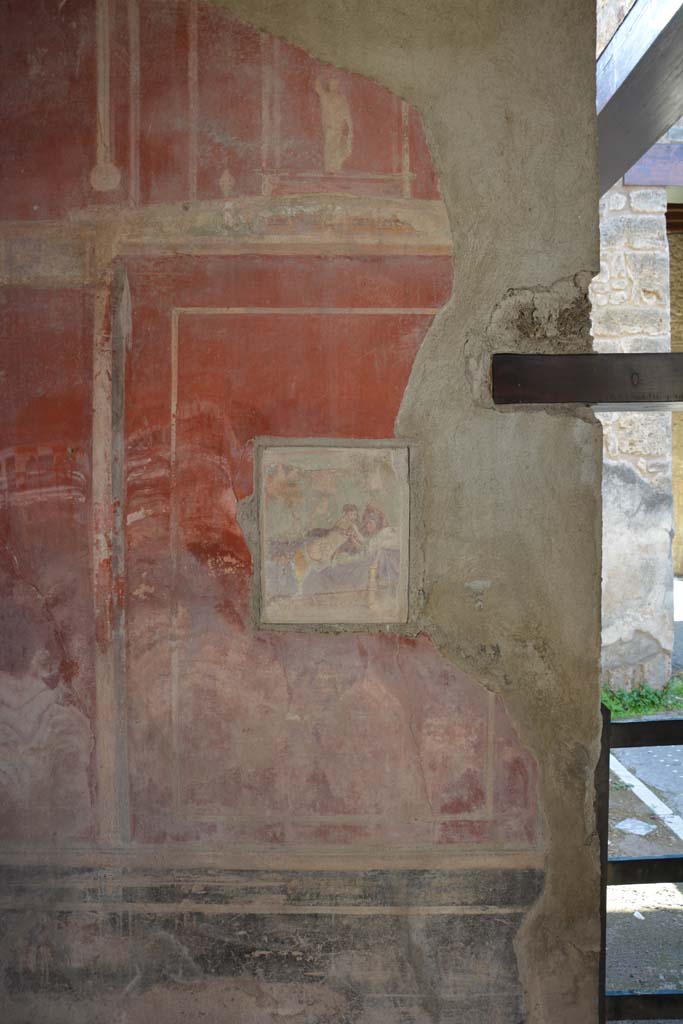 I.9.1 Pompeii. October 2019. 
Room 11, south wall with wall painting, with doorway to ala, on right.
Foto Annette Haug, ERC Grant 681269 DÉCOR.