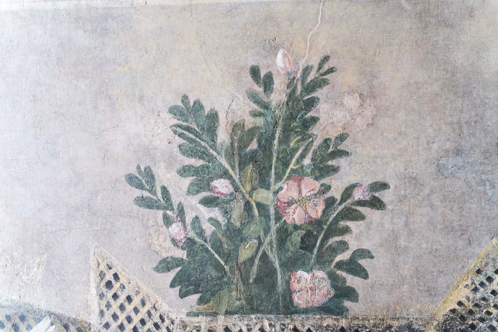 I.9.5 Pompeii. April 2022. Room 11, detail of painting from south wall in south-east corner. Photo courtesy of Johannes Eber.