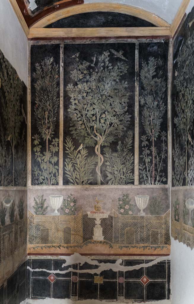 I.9.5 Pompeii. April 2022. 
Room 11, looking towards east wall of cubiculum. Photo courtesy of Johannes Eber.