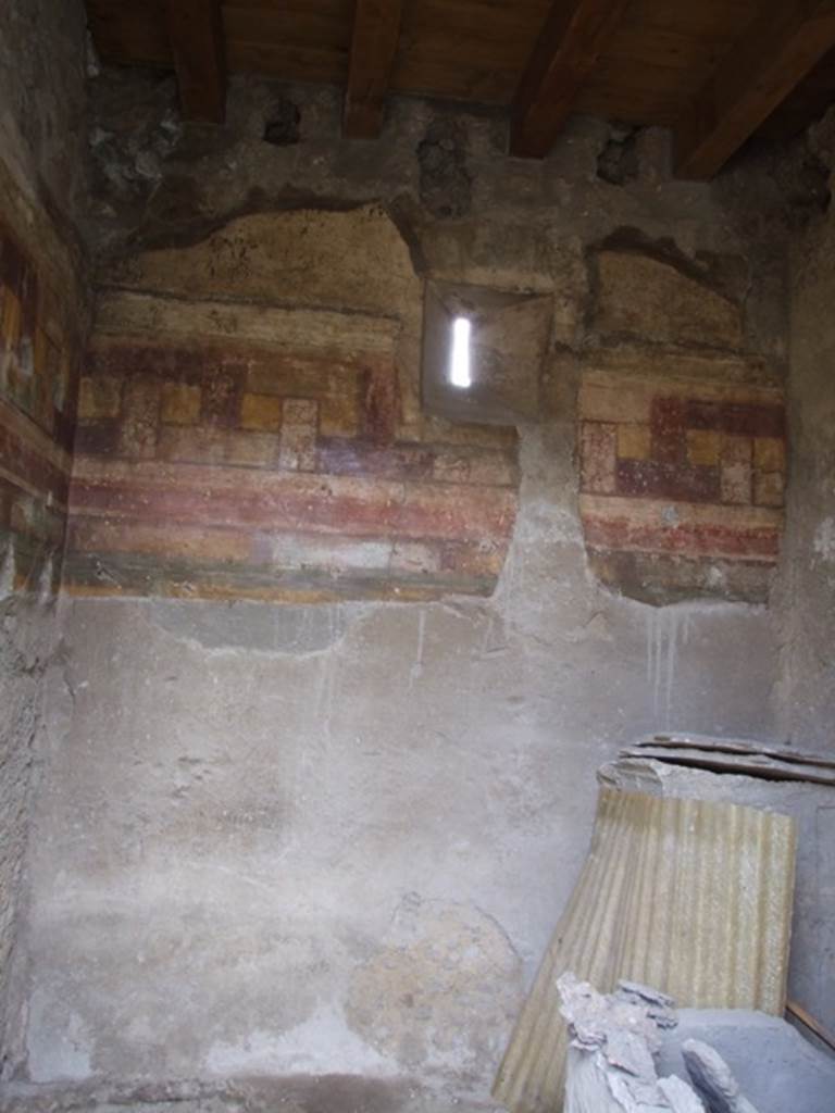 I.9.14 Pompeii. March 2009.  Room 15. South wall.
