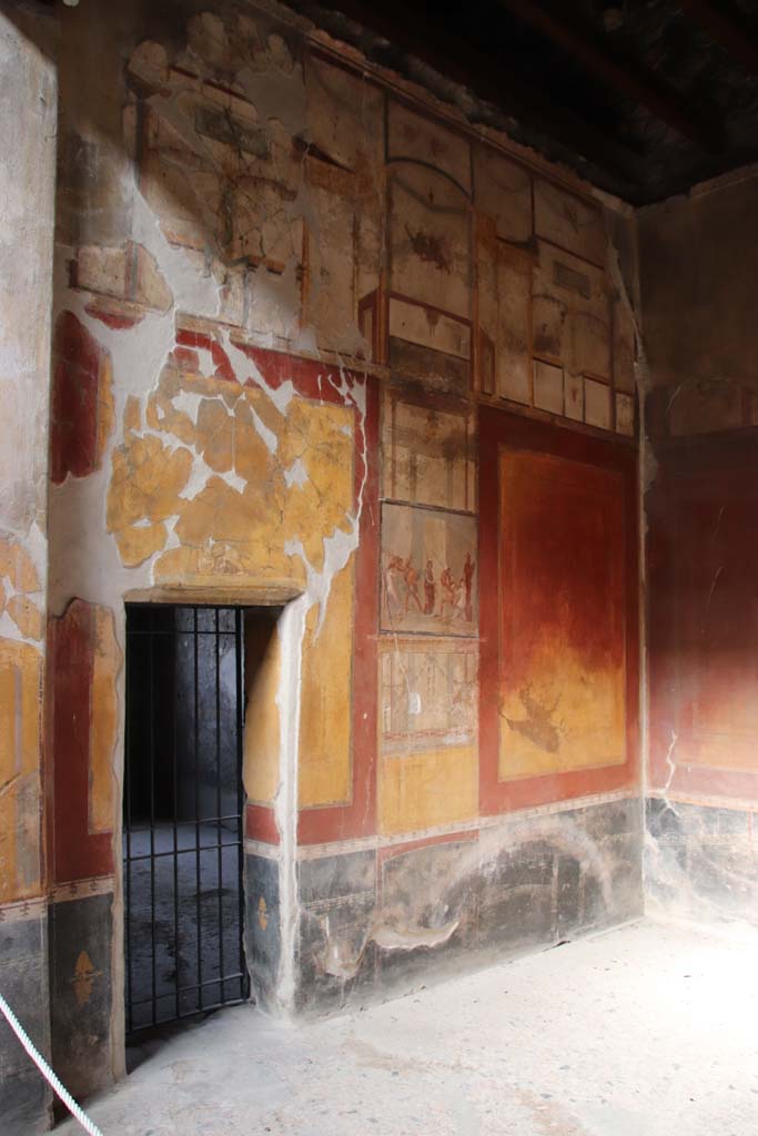 I.10.4 Pompeii. September 2021. 
Room 4, looking towards north wall. Photo courtesy of Klaus Heese.
