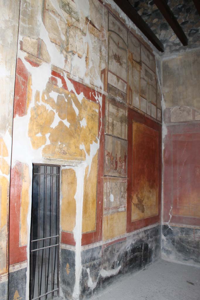 I.10.4 Pompeii. March 2014. Room 4, looking towards north wall.  
Foto Annette Haug, ERC Grant 681269 DÉCOR.