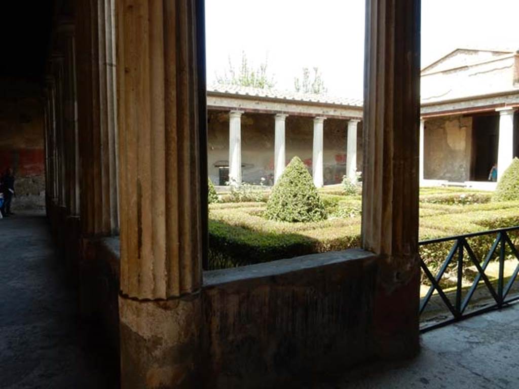 I.10.4 Pompeii. May 2015. Looking across peristyle garden from portico in south-east corner.  Photo courtesy of Buzz Ferebee.