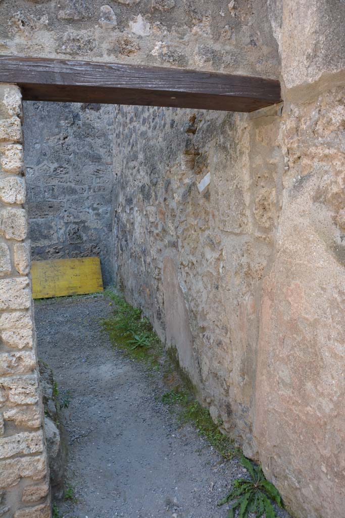 I.10.6 Pompeii. April 2017. Looking east through doorway into small room.
Photo courtesy Adrian Hielscher.