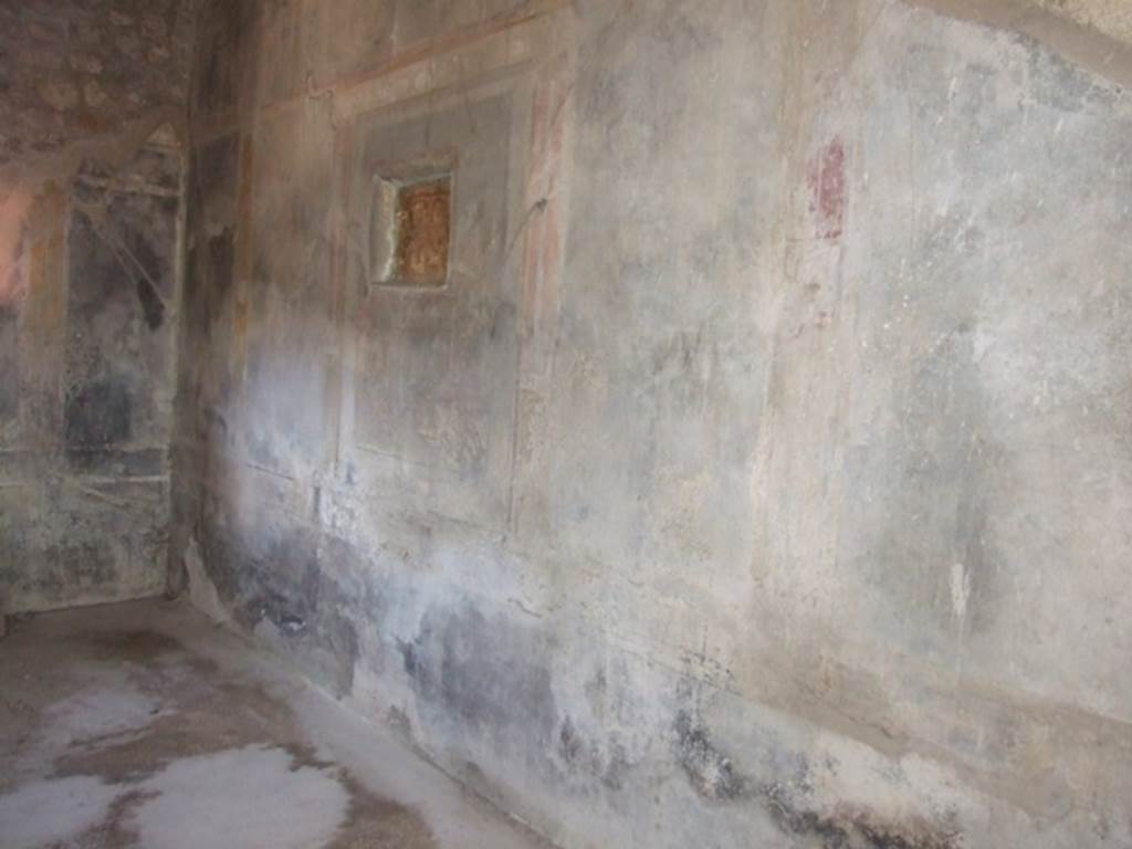 I.10.7 Pompeii. March 2009.  Room 12.  Triclinium.  East wall.
