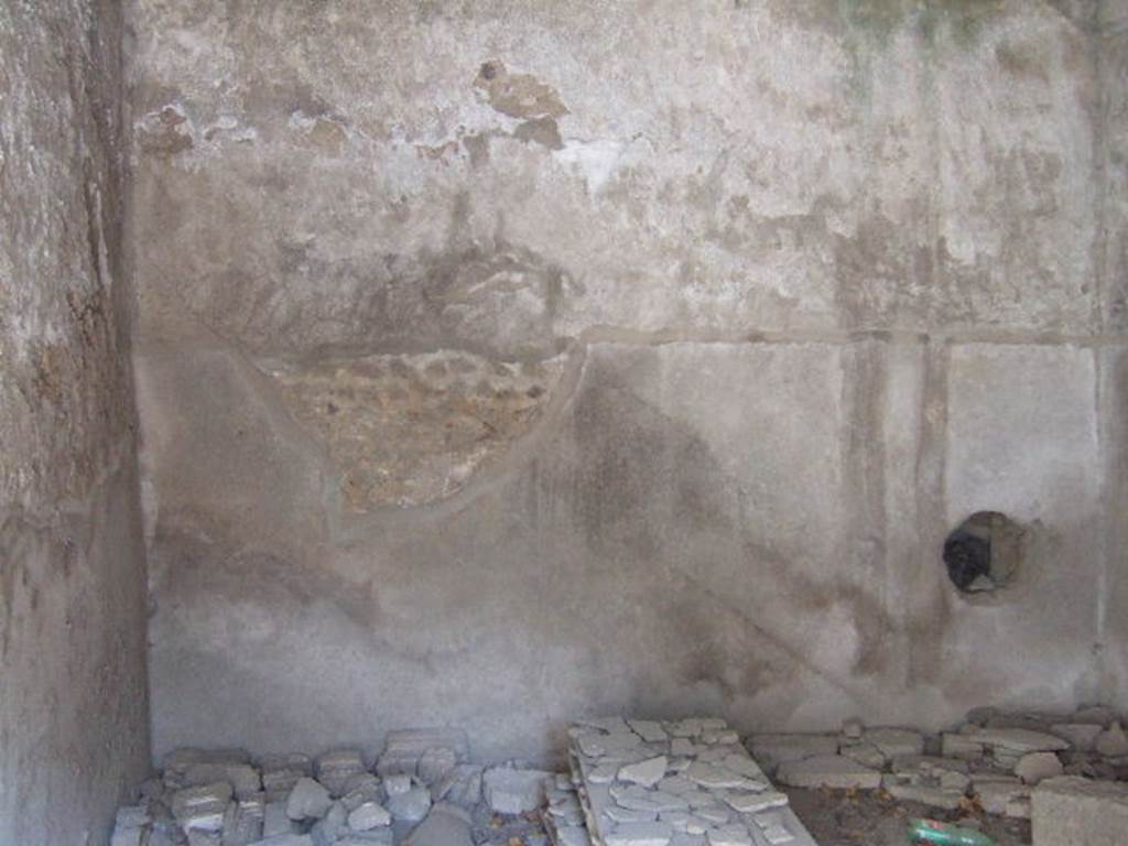 I.10.10 Pompeii.  September 2005.  East wall.