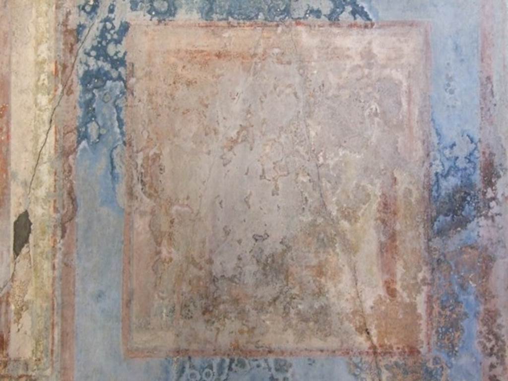 I.10.11 Pompeii. March 2009. Room 8, remains of wall painting of Dido abandoned, from west wall of triclinium.  See Bragantini, de Vos, Badoni, 1981. Pitture e Pavimenti di Pompei, Parte 1. Rome: ICCD.  (p.143).