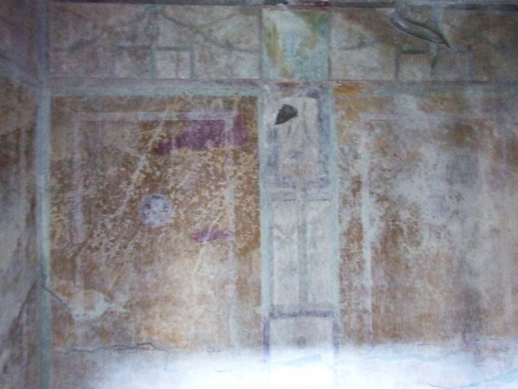 I.10.11 Pompeii. March 2009. Room 13, east wall of cubiculum.