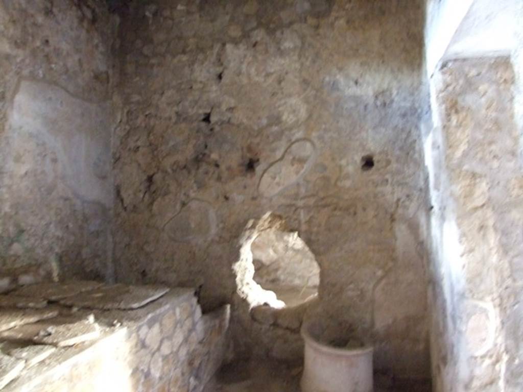 I.10.11 Pompeii.  March 2009.  Room 15.  Kitchen.  West wall.