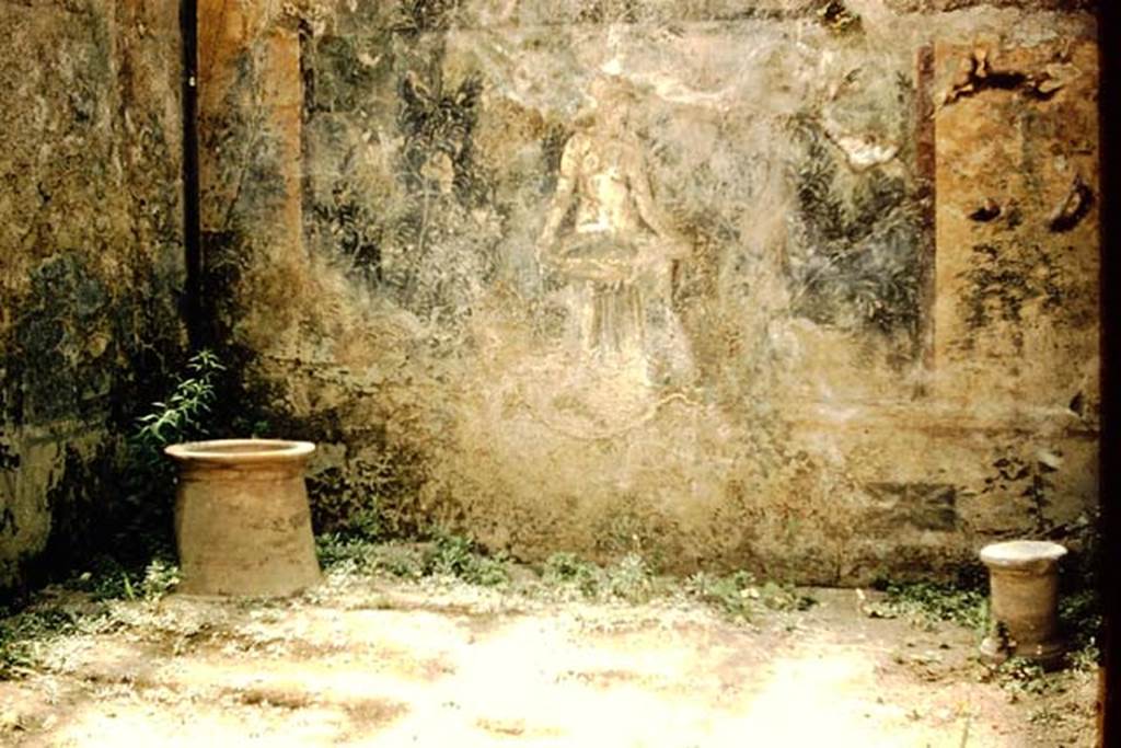 I.11.6 Pompeii. 1959. Room 6, west wall of garden area. Photo by Stanley A. Jashemski.
Source: The Wilhelmina and Stanley A. Jashemski archive in the University of Maryland Library, Special Collections (See collection page) and made available under the Creative Commons Attribution-Non Commercial License v.4. See Licence and use details.
J59f0484