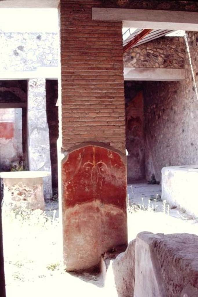 I.12.3 Pompeii, 1968.  Room 1, looking south to painted pilaster. Photo by Stanley A. Jashemski.
Source: The Wilhelmina and Stanley A. Jashemski archive in the University of Maryland Library, Special Collections (See collection page) and made available under the Creative Commons Attribution-Non Commercial License v.4. See Licence and use details.
J68f0759