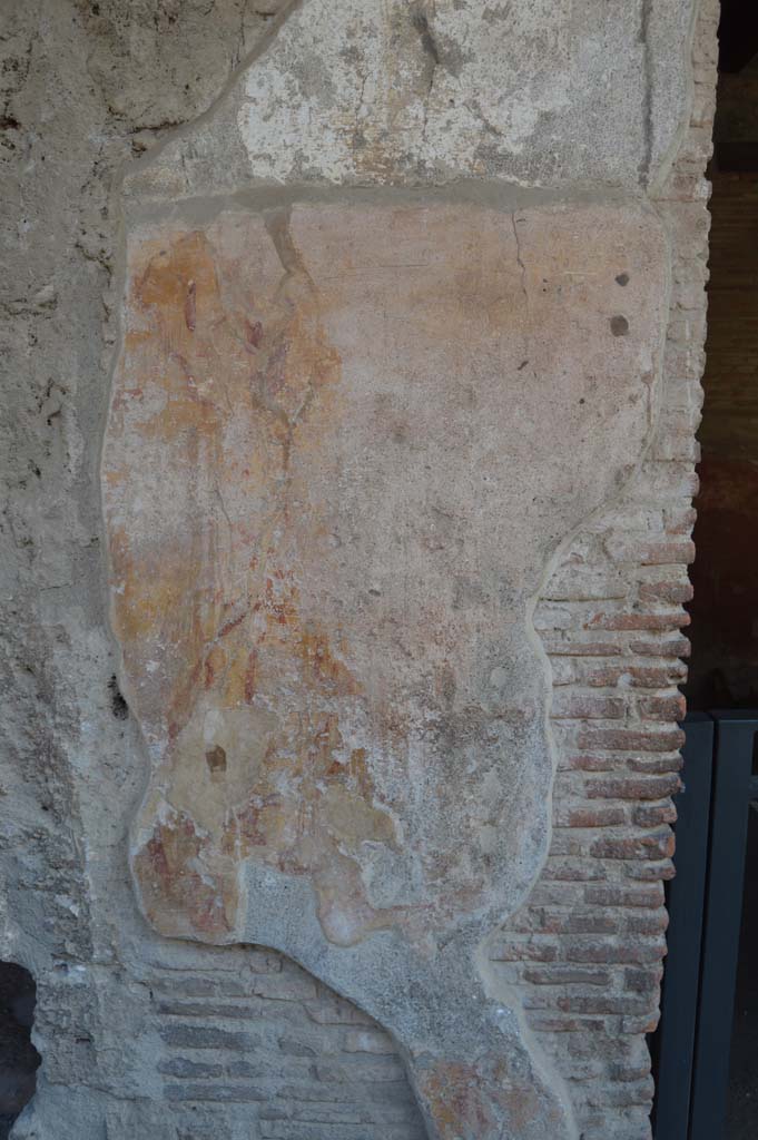 I.12.3 Pompeii. October 2017. 
Detail of remaining plaster on pilaster between doorways I.12.4 and I.12.3.
Foto Taylor Lauritsen, ERC Grant 681269 DÉCOR.