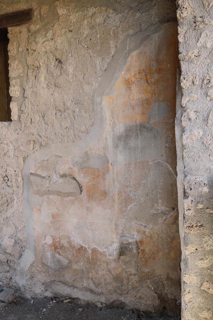 I.12.5 Pompeii. December 2018. 
Painted decoration from north end of west wall of bar-room. Photo courtesy of Aude Durand.