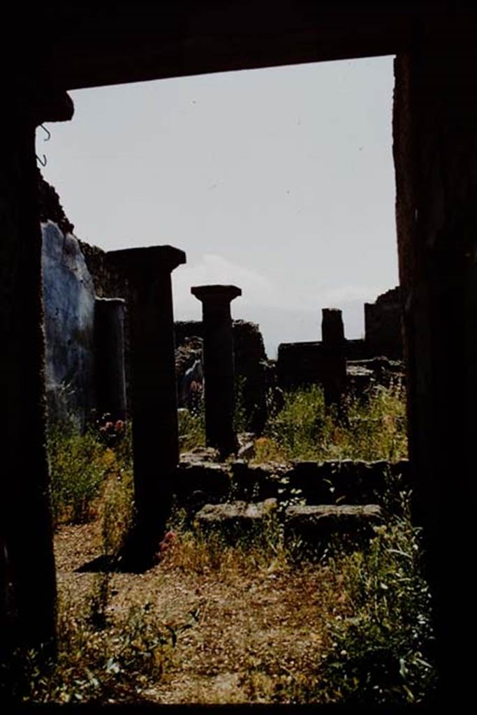I.13.1 Pompeii. 1961. Looking south from entrance corridor. Photo by Stanley A. Jashemski.
Source: The Wilhelmina and Stanley A. Jashemski archive in the University of Maryland Library, Special Collections (See collection page) and made available under the Creative Commons Attribution-Non Commercial License v.4. See Licence and use details.
J61f0283