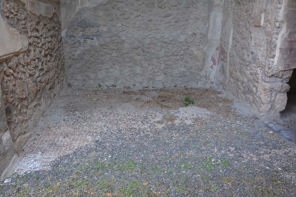 I.13.2 Pompeii. October 2019. Looking east across flooring in ala.
Foto Annette Haug, ERC Grant 681269 DÉCOR.