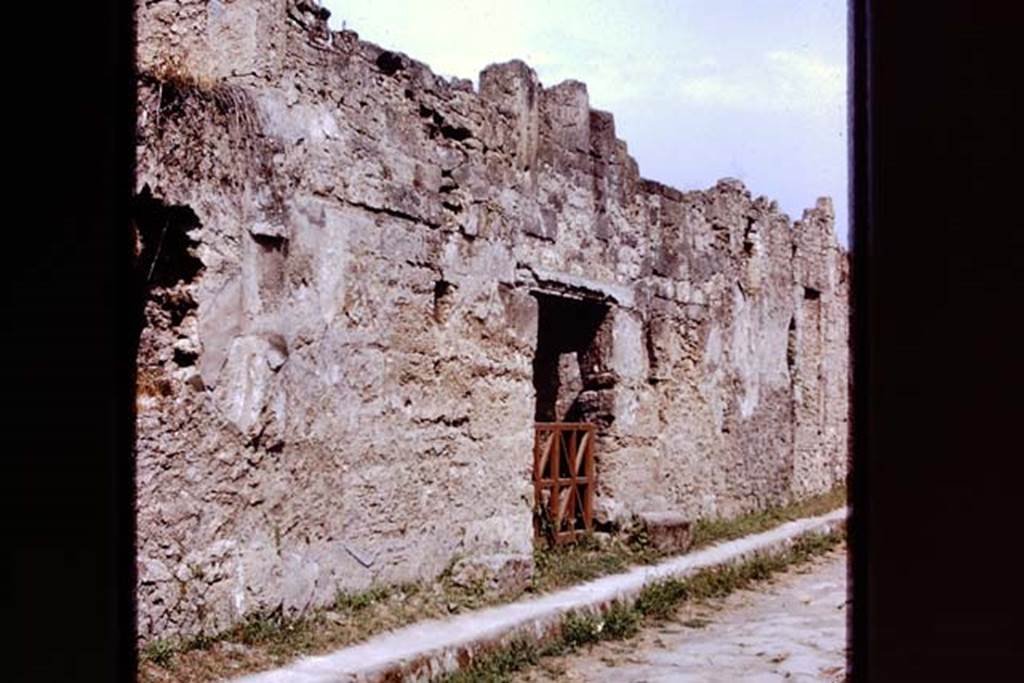 I.14.2 Pompeii. 1972. Entrance doorway on Via di Nocera. Photo by Stanley A. Jashemski. 
Source: The Wilhelmina and Stanley A. Jashemski archive in the University of Maryland Library, Special Collections (See collection page) and made available under the Creative Commons Attribution-Non Commercial License v.4. See Licence and use details. J72f0395