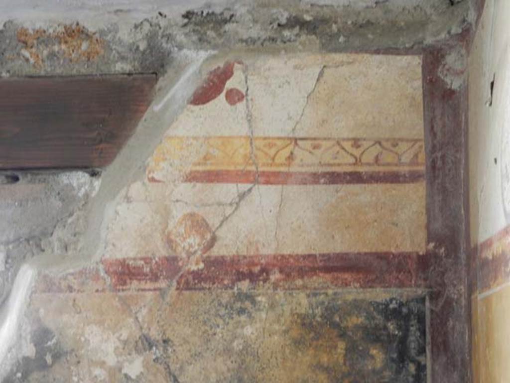 I.14.12, Pompeii. May 2018. Room 3, north wall to east of window, and north-east corner. 
Photo courtesy of Buzz Ferebee.