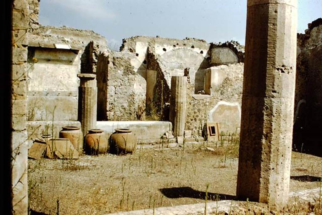 I.15.3 Pompeii. 1959. Looking north-east across peristyle 13, from south portico 10. Photo by Stanley A. Jashemski.
Source: The Wilhelmina and Stanley A. Jashemski archive in the University of Maryland Library, Special Collections (See collection page) and made available under the Creative Commons Attribution-Non Commercial License v.4. See Licence and use details.
J59f0205