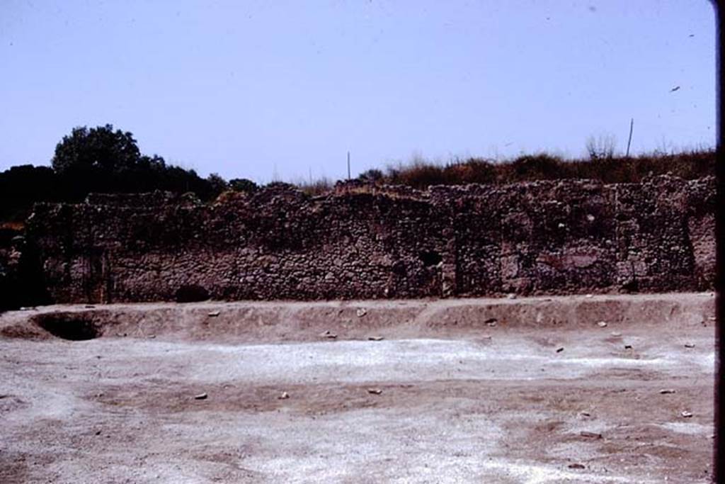 I.15.3 Pompeii. 1972. Looking west across south end of site. Photo by Stanley A. Jashemski. 
Source: The Wilhelmina and Stanley A. Jashemski archive in the University of Maryland Library, Special Collections (See collection page) and made available under the Creative Commons Attribution-Non Commercial License v.4. See Licence and use details. J72f0581