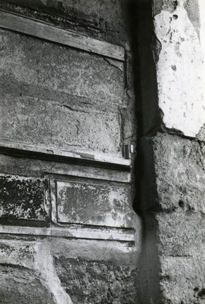 I.15.3 Pompeii. 1968. Room 5. House of Ship Europa, Fauces, left E side at south end.  
Photo courtesy of Anne Laidlaw.
American Academy in Rome, Photographic Archive. Laidlaw collection _P_68_3_33.