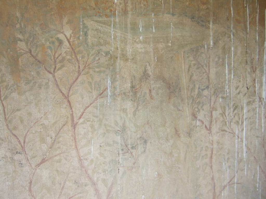 I.17.4 Pompeii.  May 2006. Garden painting at east end of north wall of peristyle garden.   A centaur supports a square fountain. See Jashemski, W. F., 1993. The Gardens of Pompeii, Volume II: Appendices. New York: Caratzas. (p.328).