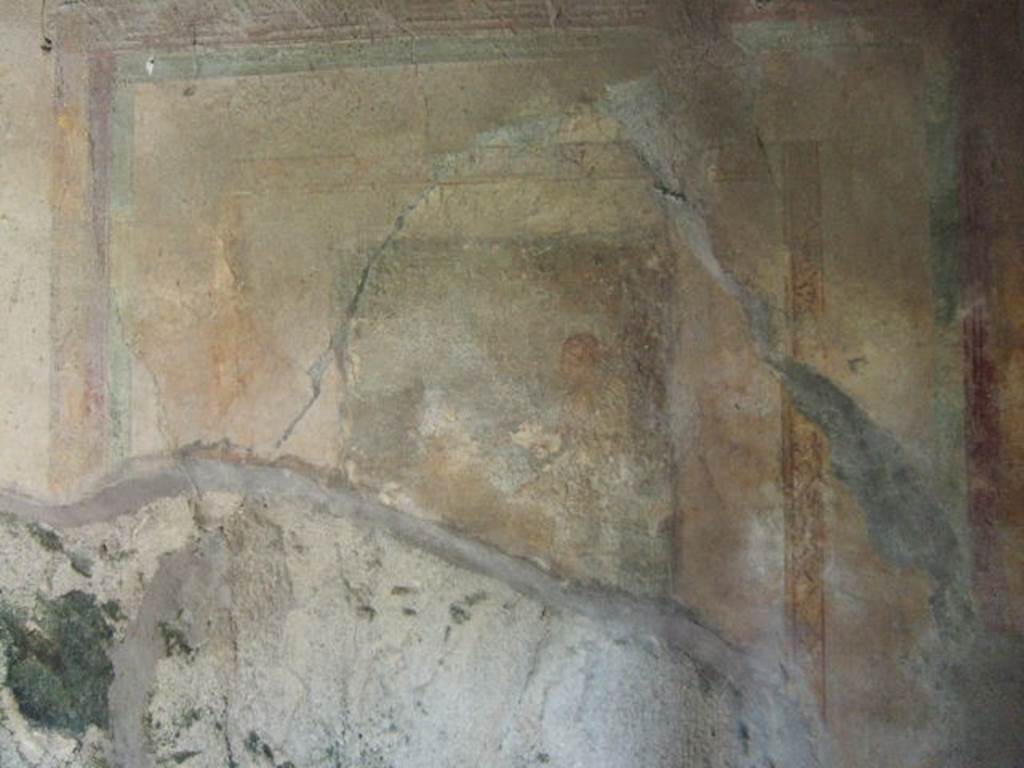 I.17.4 Pompeii.  May 2006.  Cubiculum in south west corner of peristyle.  West wall.  Remains of wall painting of Aphrodite Pescatrice?  See Bragantini, de Vos, Badoni, 1981. Pitture e Pavimenti di Pompei, Parte 1. Rome: ICCD. (p.205).