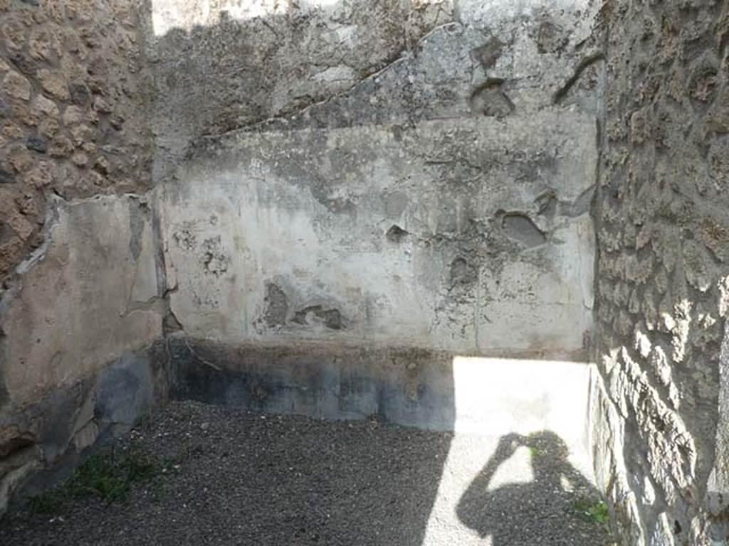 I.21.2 Pompeii. September 2015. Looking towards east wall of cubiculum.