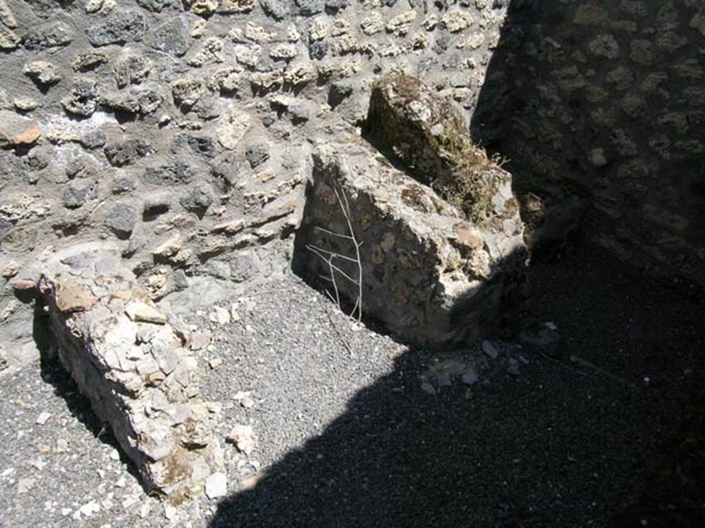 I.21.5 Pompeii. June 2005. Looking towards north wall at rear of garden area, kitchen area. Photo courtesy of Nicolas Monteix.