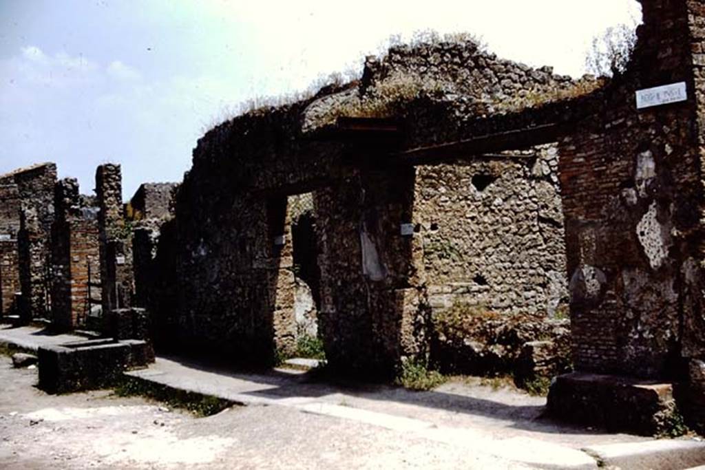 II.1.1 Pompeii, on right. 1961. Looking east along insula on south side of Via dell’Abbondanza. Photo by Stanley A. Jashemski.
Source: The Wilhelmina and Stanley A. Jashemski archive in the University of Maryland Library, Special Collections (See collection page) and made available under the Creative Commons Attribution-Non Commercial License v.4. See Licence and use details.
J61f0639