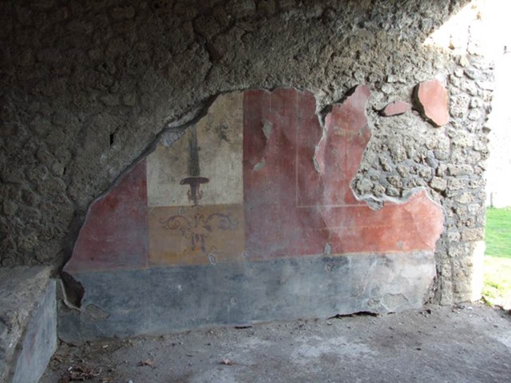 II.1.5 Pompeii.  Large Taberna.  East wall of rear room.