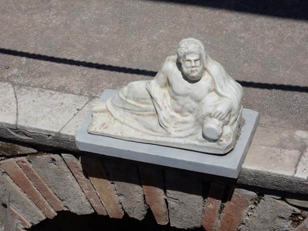 II.2.2. Pompeii. March 2009. Room “k”. Statuette of a river god replaced in garden.  
Photo courtesy of Buzz Ferebee.