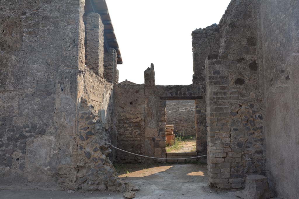 II.2.2 Pompeii. July 2017. Room 5, on east side of atrium. 
Foto Annette Haug, ERC Grant 681269 DÉCOR.