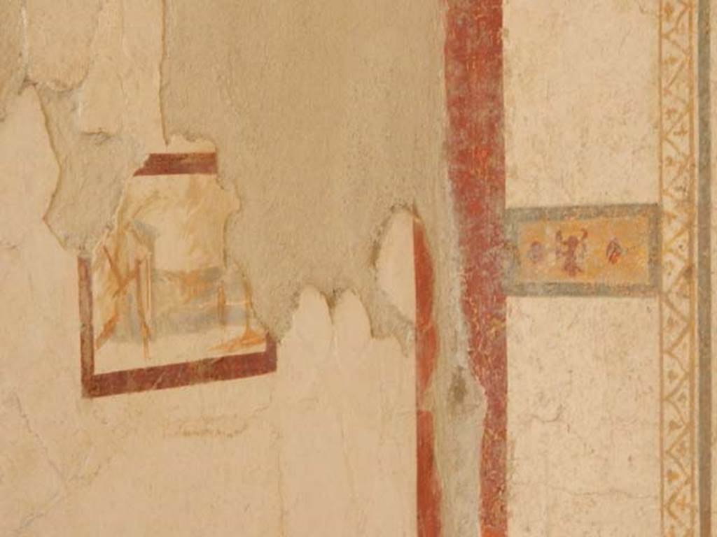 II.2.2 Pompeii. May 2016. Room “d”, detail from south-west corner. 
Photo courtesy of Buzz Ferebee.