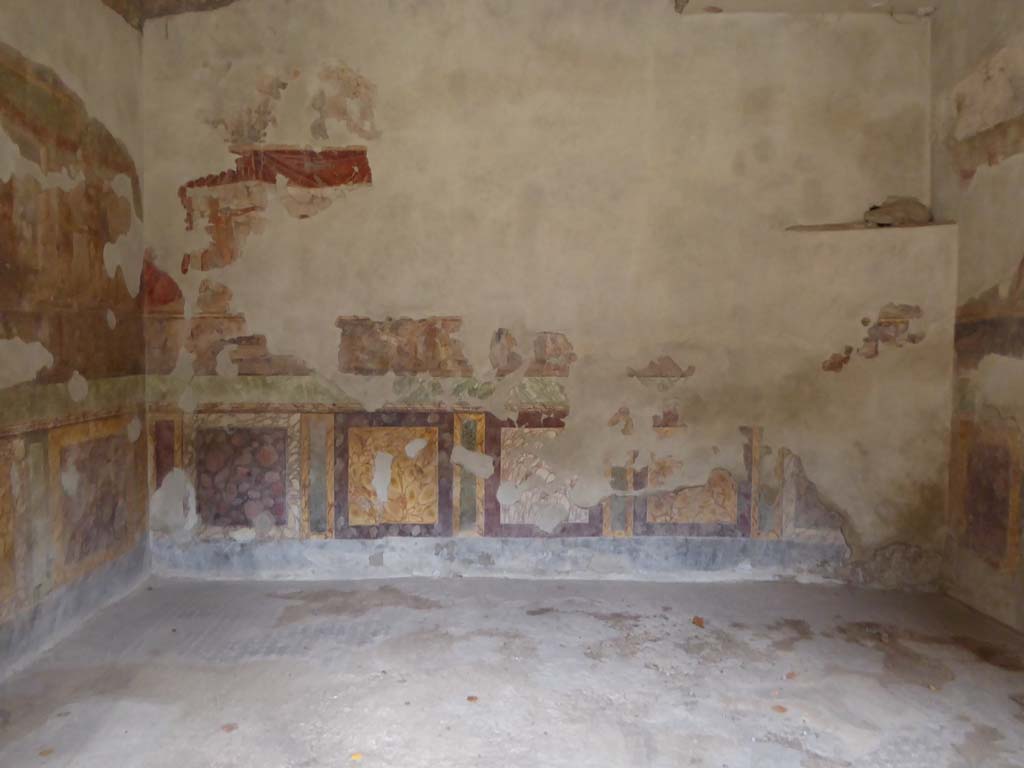 II.2.2 Pompeii. January 2017. Room “h”, looking towards north wall.
Foto Annette Haug, ERC Grant 681269 DÉCOR.