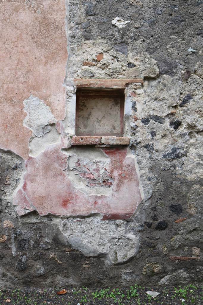 II.2.3 Pompeii. December 2018. Niche set into east wall. Photo courtesy of Aude Durand.