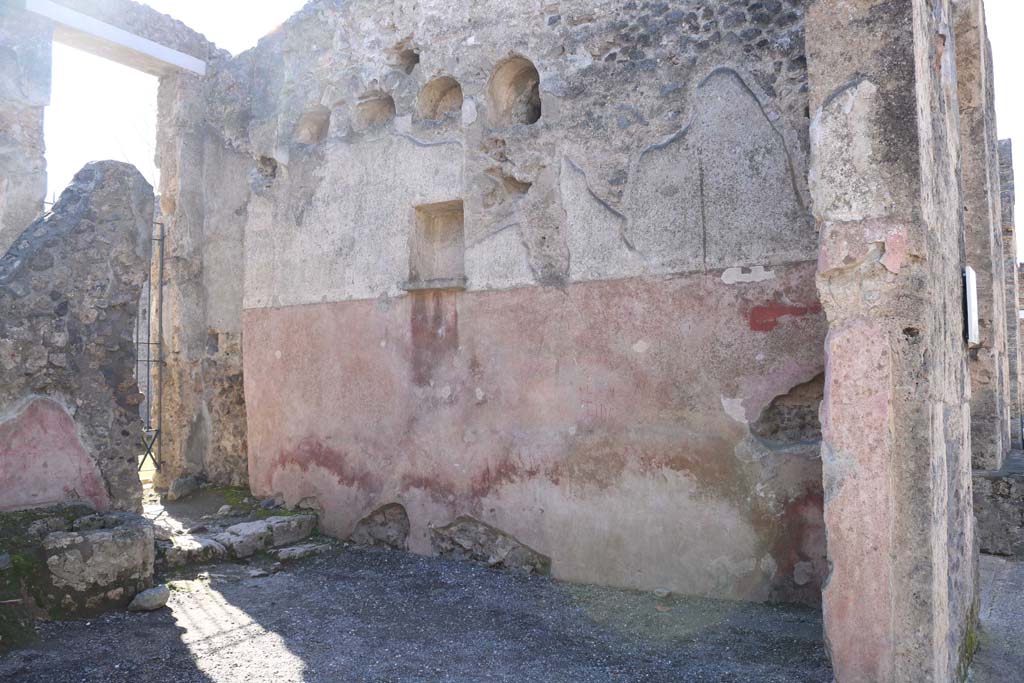 II.2.3 Pompeii. September 2018. Looking towards west wall from entrance doorway. Photo courtesy of Aude Durand.