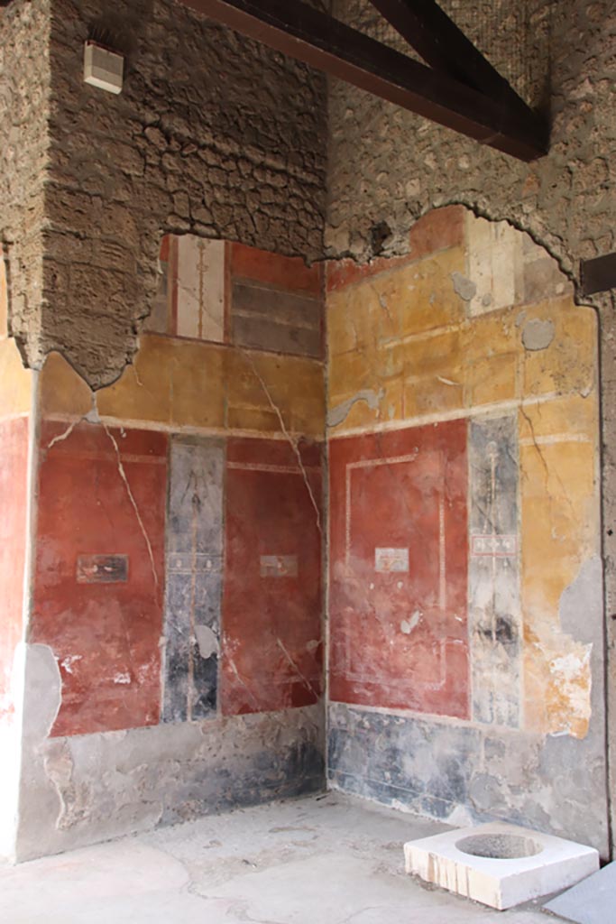 II.3.3 Pompeii. May 2024. 
Room 11, looking towards north-west corner of north portico. Photo courtesy of Klaus Heese.