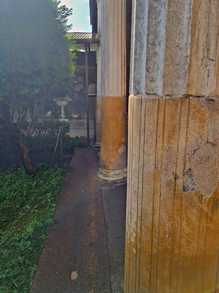 II.3.3 Pompeii. March 2024. 
Room 11, looking south along west portico. Photo courtesy of Giuseppe Ciaramella.