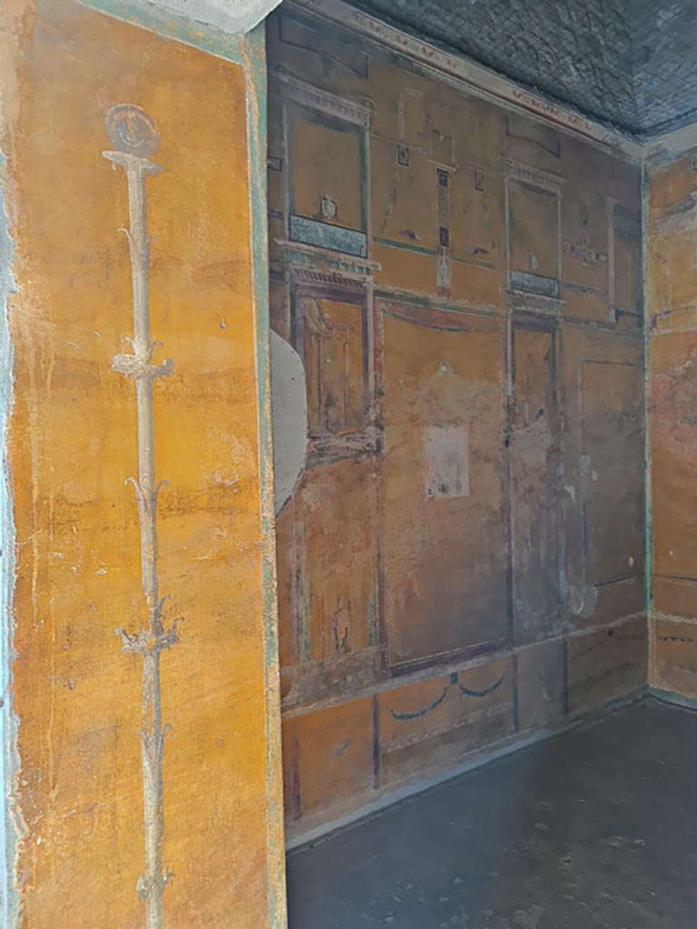 II.3.3 Pompeii. March 2024. 
Room 12, south wall from entrance doorway. Photo courtesy of Giuseppe Ciaramella.