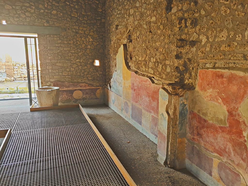 II.4.3 Pompeii. March 2024. Looking north across atrium towards north-east corner. Photo courtesy of Giuseppe Ciaramella.