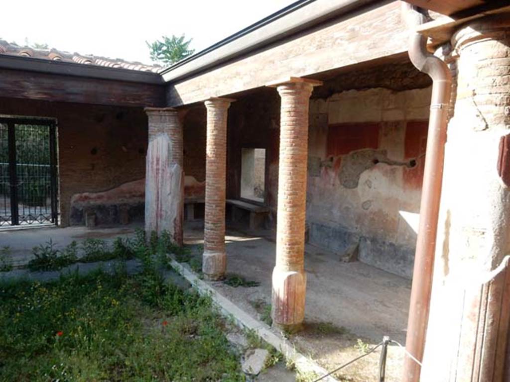 II.4.6 Pompeii. May 2017. Looking towards east portico and north-east corner.
Photo courtesy of Buzz Ferebee.