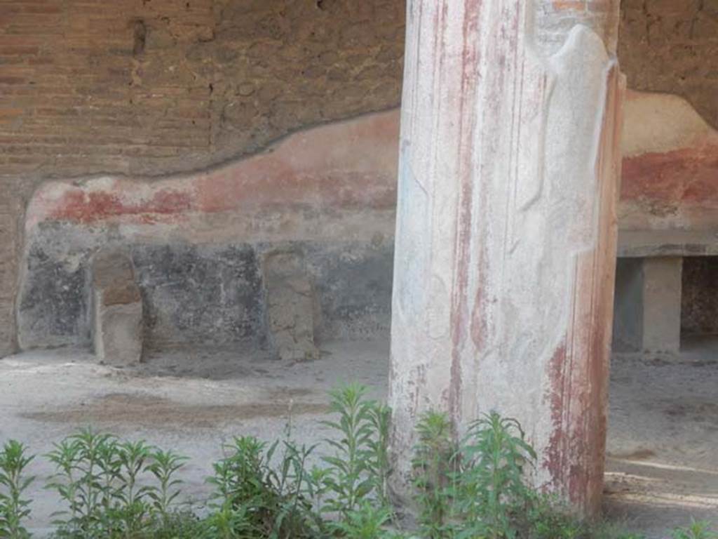 II.4.6 Pompeii. May 2017. Detail of benches against north wall. Photo courtesy of Buzz Ferebee.