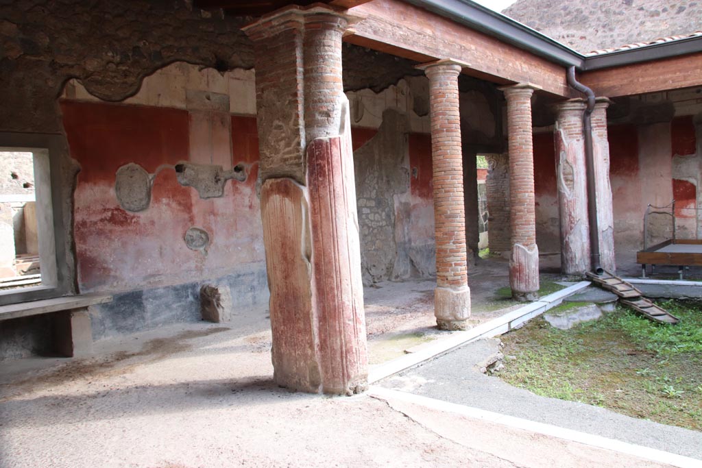 II.4.6 Pompeii. October 2022. 
Looking towards east portico and south-east corner form entrance doorway. Photo courtesy of Klaus Heese