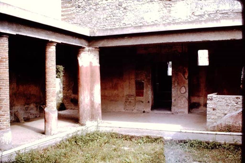 II.4.6 Pompeii. 1964. Looking from entrance doorway to south-east corner of portico. Photo by Stanley A. Jashemski.
Source: The Wilhelmina and Stanley A. Jashemski archive in the University of Maryland Library, Special Collections (See collection page) and made available under the Creative Commons Attribution-Non Commercial License v.4. See Licence and use details.
J64f1393
