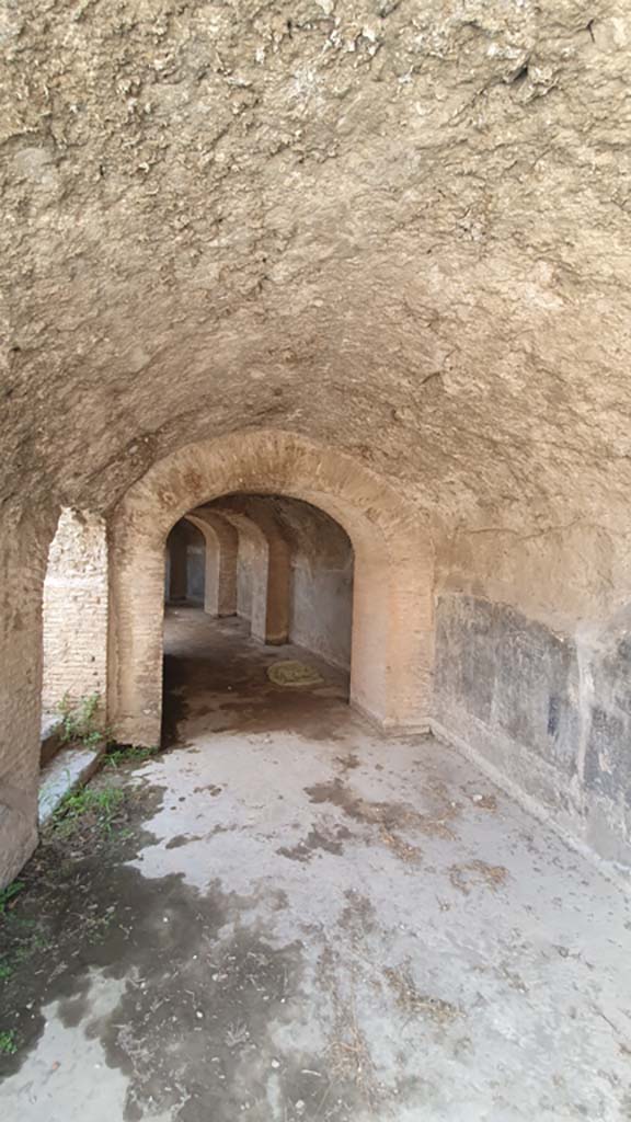 II.6 Pompeii. July 2021.
West corridor under Amphitheatre, looking south-west from north entrance corridor. 
Foto Annette Haug, ERC Grant 681269 DÉCOR.