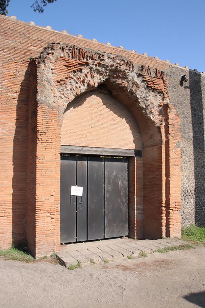 II.7.8 Pompeii. October 2023. 
Looking towards entrance doorway on east side. Photo courtesy of Klaus Heese.