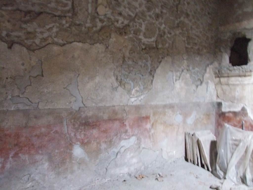 II.9.1 Pompeii. December 2007. North wall of atrium4, and north-east corner.