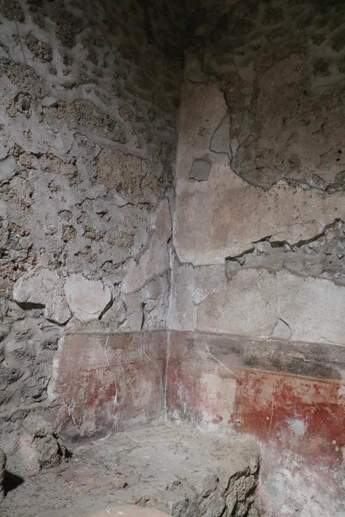 II.9.1 Pompeii. December 2018. South-east corner of atrium 4. Photo courtesy of Aude Durand.