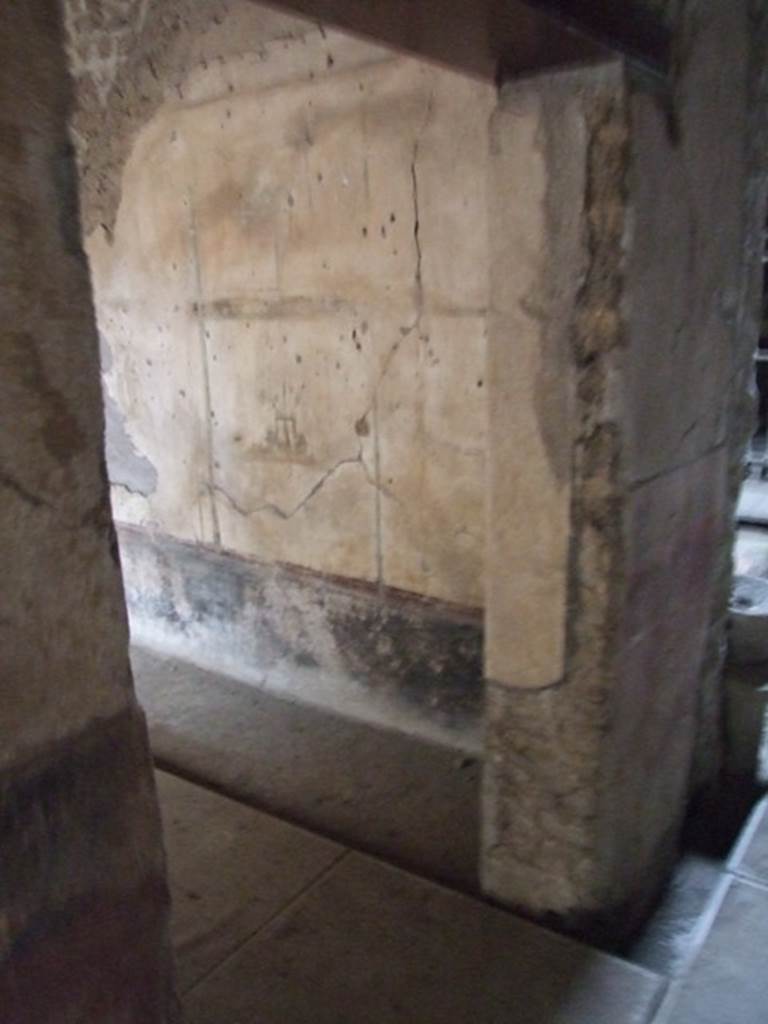 II.9.1 Pompeii. December 2007. Doorway to room 5 with large window on south side of corridor behind atrium.